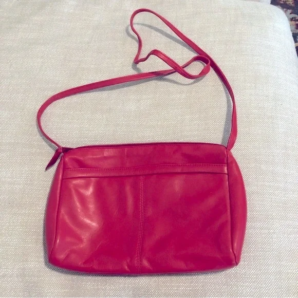 Vintage Leather Shoulder Bag - Picture 7 of 16